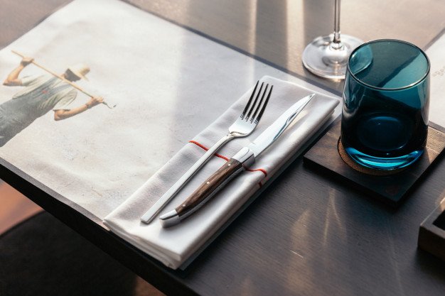 Dine-in at restaurants | www.diarynigracia.com